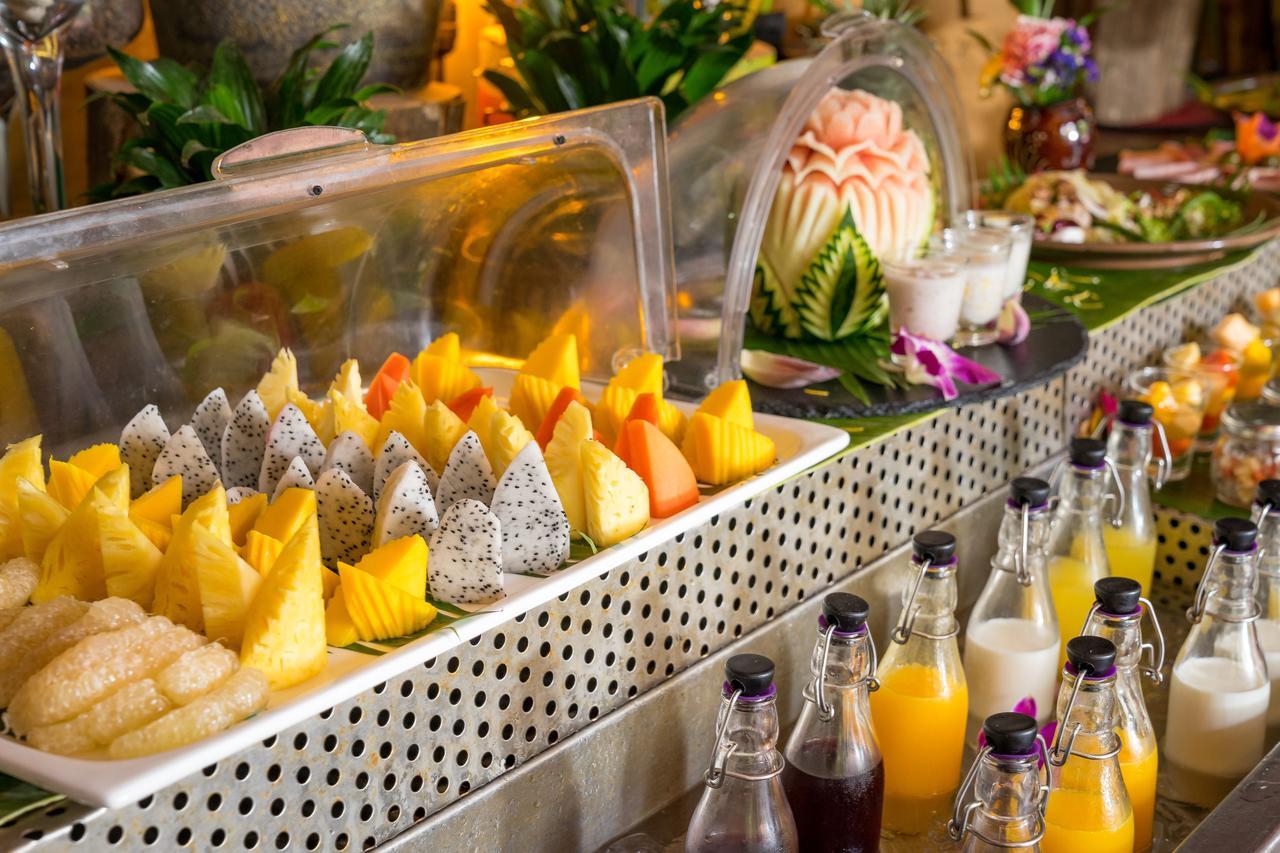 فندق جولدن تيمبل ريزيدانس سيام ريب المظهر الخارجي الصورة A buffet at a hotel