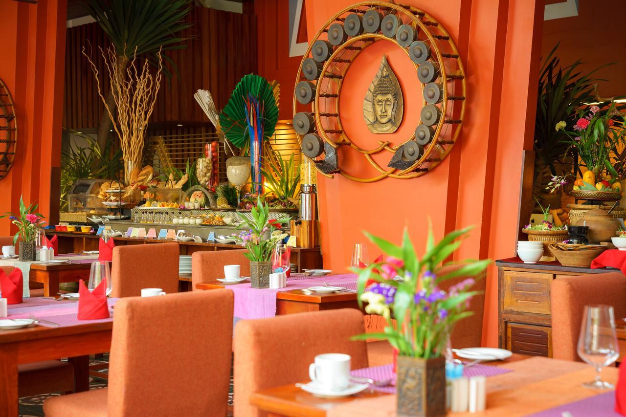 فندق جولدن تيمبل ريزيدانس سيام ريب المظهر الخارجي الصورة The interior of the restaurant