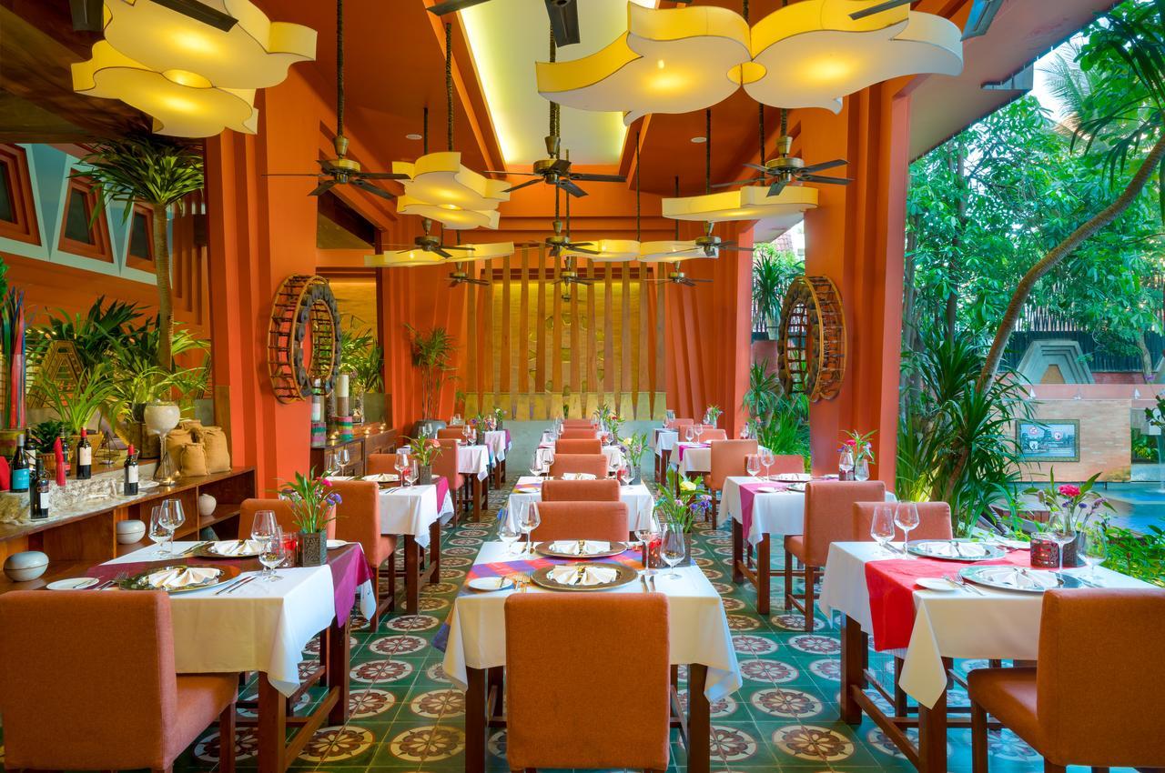 فندق جولدن تيمبل ريزيدانس سيام ريب المظهر الخارجي الصورة The interior of the restaurant